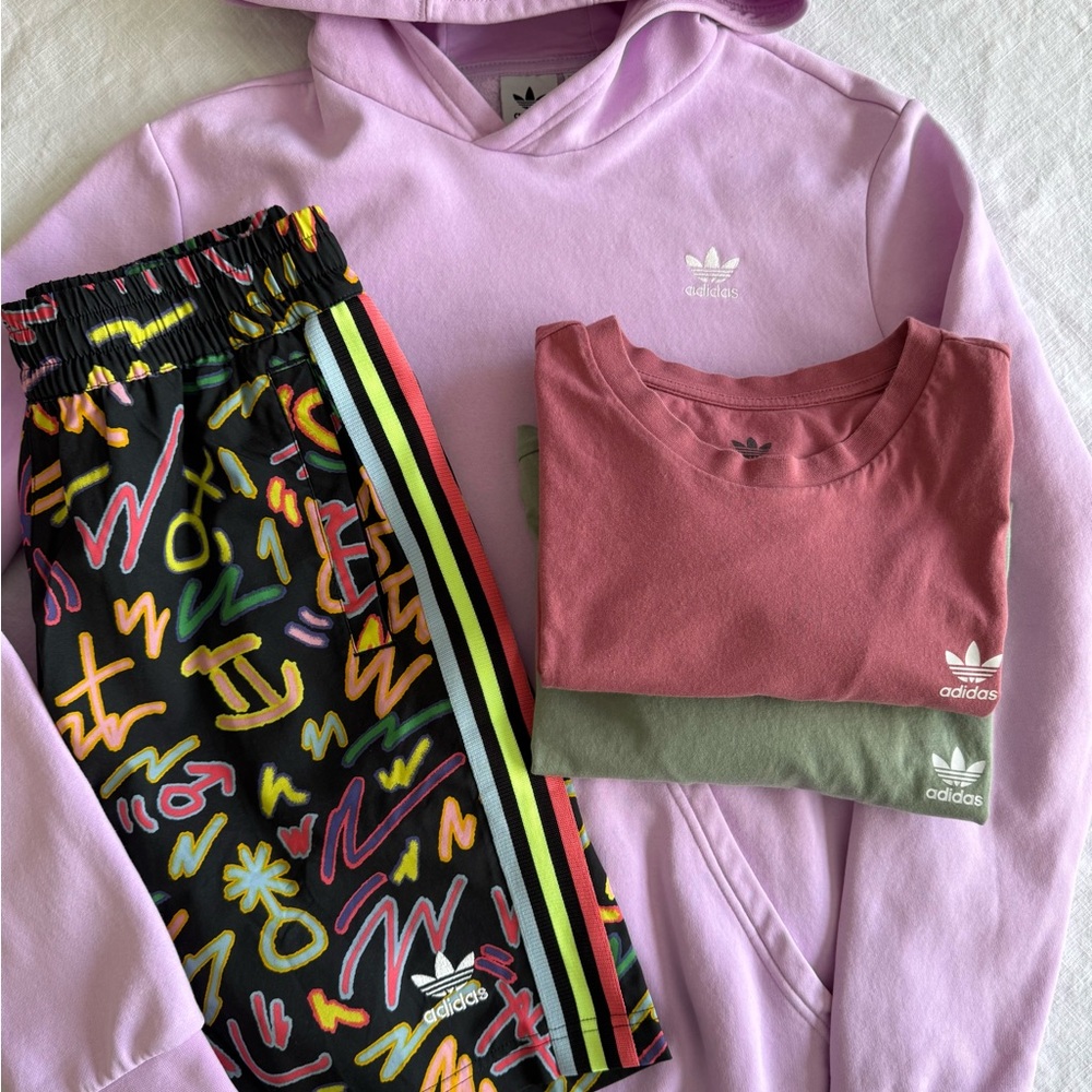 Boys Adidas Purple Hoodie, T-Shirts and Graphic Shorts Set - lot of 4 - L & XL
